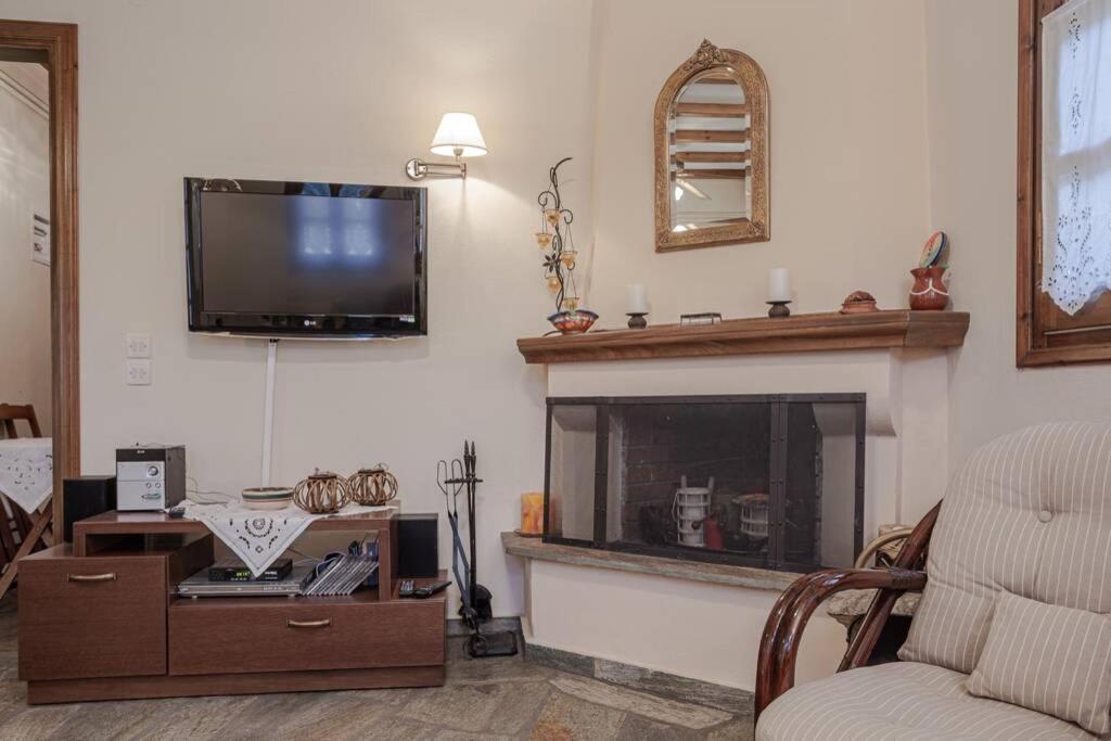 Deja Blue Villa Mourésion Екстериор снимка